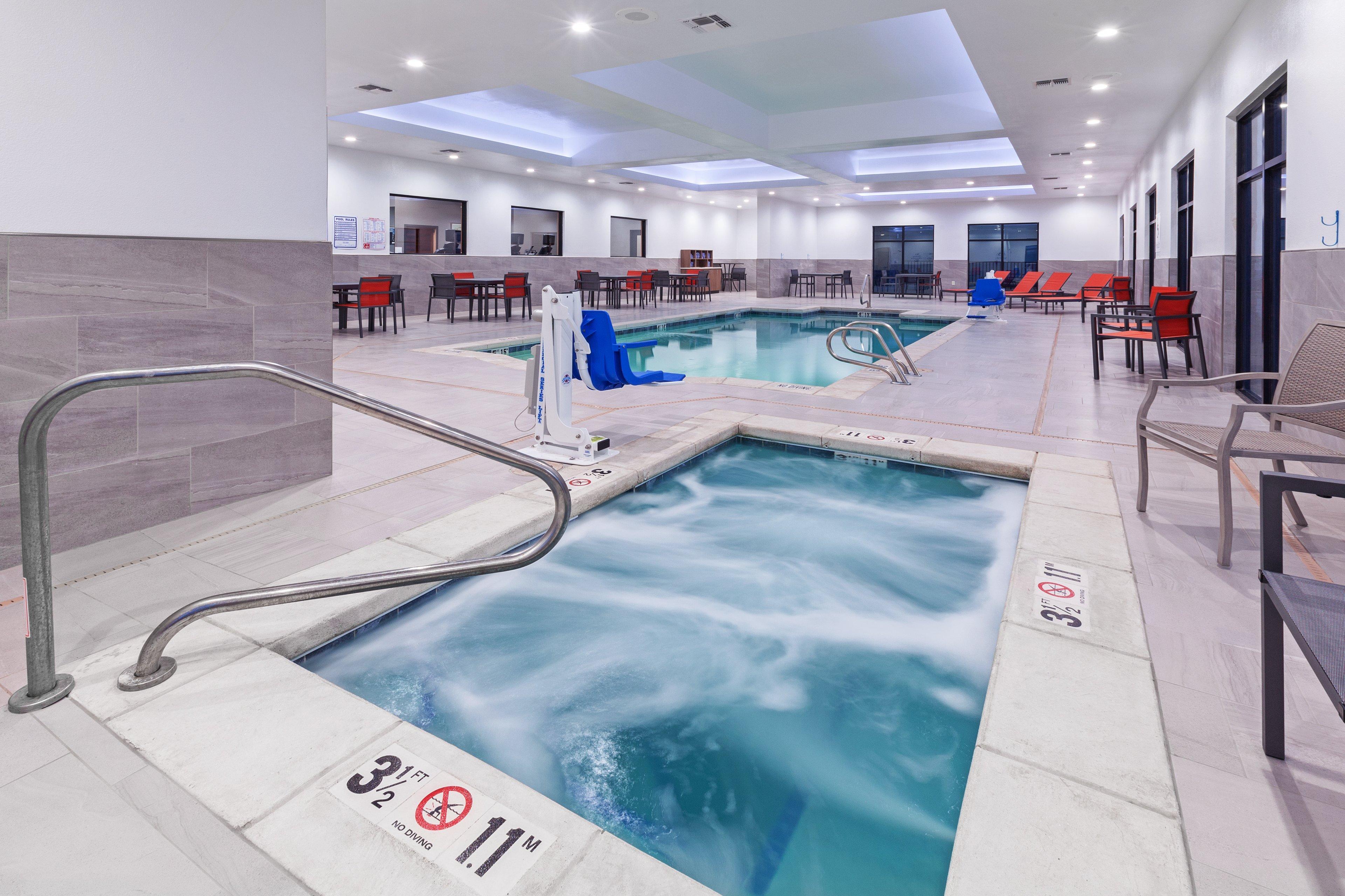 Holiday Inn Lubbock South By Ihg מראה חיצוני תמונה
